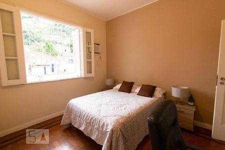 Casa à venda com 270m², 5 quartos e 1 vaga Casa à venda com 270m², 5 quartos e 1 vagaQuarto 3