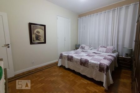 Casa à venda com 270m², 5 quartos e 1 vaga Casa à venda com 270m², 5 quartos e 1 vagaSuíte