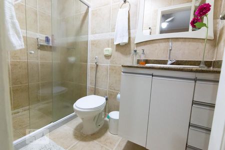 Casa à venda com 270m², 5 quartos e 1 vaga Casa à venda com 270m², 5 quartos e 1 vagaBanheiro da Suíte