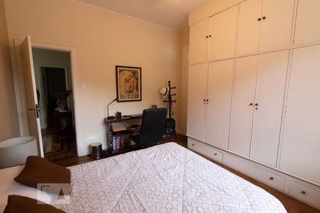 Casa à venda com 270m², 5 quartos e 1 vaga Casa à venda com 270m², 5 quartos e 1 vagaQuarto 3