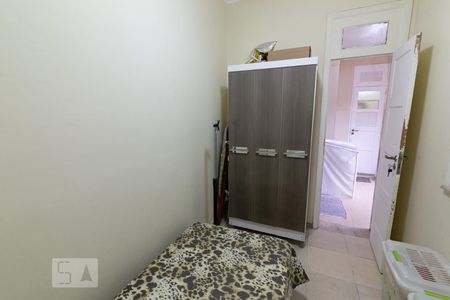 Casa à venda com 270m², 5 quartos e 1 vaga Casa à venda com 270m², 5 quartos e 1 vagaQuarto de Serviço 1