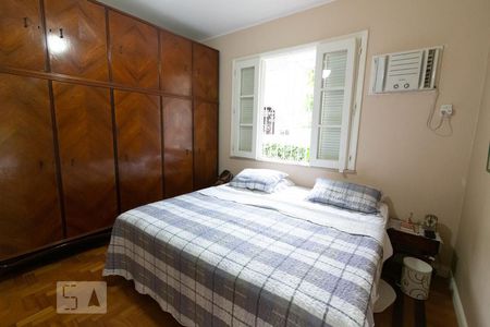 Casa à venda com 270m², 5 quartos e 1 vaga Casa à venda com 270m², 5 quartos e 1 vagaQuarto 2