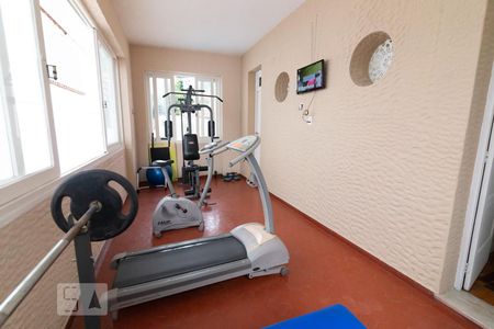 Casa à venda com 270m², 5 quartos e 1 vaga Casa à venda com 270m², 5 quartos e 1 vagaAcademia