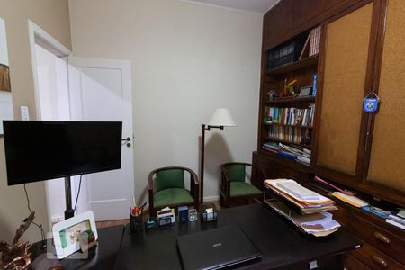 Casa à venda com 270m², 5 quartos e 1 vaga Casa à venda com 270m², 5 quartos e 1 vagaQuarto 1