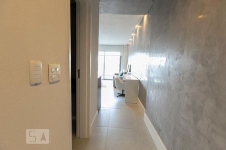 Apartamento à venda com 67m², 1 quarto e 2 vagas Apartamento à venda com 67m², 1 quarto e 2 vagasCorredor
