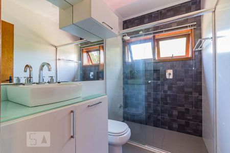 Casa de condomínio à venda com 220m², 3 quartos e 2 vagas Casa de condomínio à venda com 220m², 3 quartos e 2 vagasBanheiro