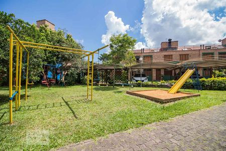 Casa de condomínio à venda com 220m², 3 quartos e 2 vagas Casa de condomínio à venda com 220m², 3 quartos e 2 vagasÁrea Comum - Playground