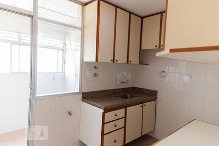 Apartamento à venda com 62m², 2 quartos e 1 vaga Apartamento à venda com 62m², 2 quartos e 1 vagaCozinha