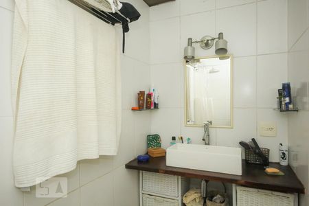 Apartamento à venda com 100m², 3 quartos e 1 vaga Apartamento à venda com 100m², 3 quartos e 1 vagaBanheiro - Suite