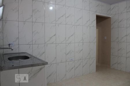 sala cozinha de casa para alugar com 1 quarto, 20m² em Vila Araguaia, São Paulo