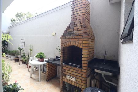 Casa à venda com 170m², 3 quartos e 2 vagasÁrea Gourmet