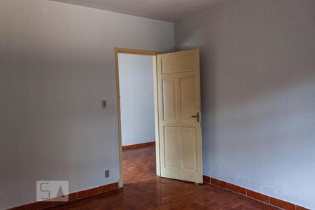 Quarto 1 de casa para alugar com 2 quartos, 80m² em Vila Mazzei, São Paulo