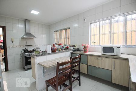 Casa para alugar com 400m², 3 quartos e 2 vagas Casa para alugar com 400m², 3 quartos e 2 vagasCozinha