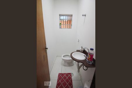 Casa para alugar com 400m², 3 quartos e 2 vagas Casa para alugar com 400m², 3 quartos e 2 vagasLavabo