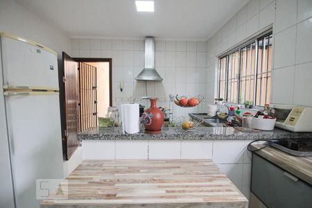 Casa para alugar com 400m², 3 quartos e 2 vagas Casa para alugar com 400m², 3 quartos e 2 vagasCozinha