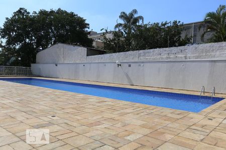 Apartamento à venda com 51m², 2 quartos e 1 vaga Apartamento à venda com 51m², 2 quartos e 1 vagaÁrea comum - Piscina