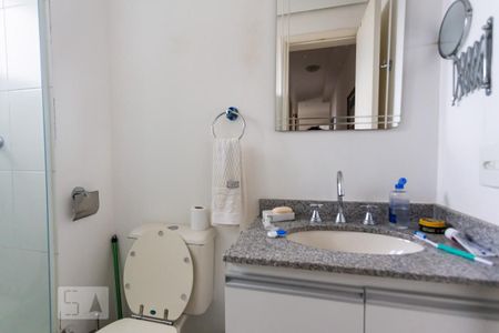 Apartamento à venda com 51m², 2 quartos e 1 vaga Apartamento à venda com 51m², 2 quartos e 1 vagaBanheiro