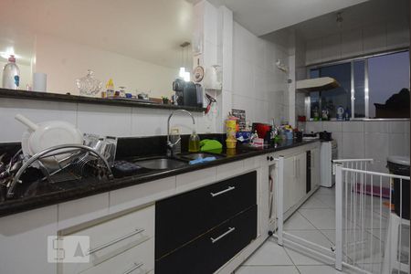 Apartamento à venda com 83m², 3 quartos e 1 vagaCozinha