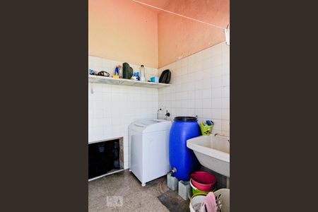 Casa para alugar com 160m², 6 quartos e 6 vagas Casa para alugar com 160m², 6 quartos e 6 vagasÁrea de Serviço