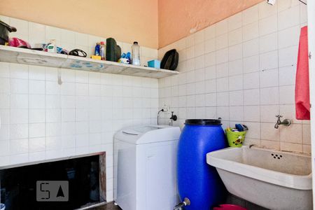 Casa para alugar com 160m², 6 quartos e 6 vagas Casa para alugar com 160m², 6 quartos e 6 vagasÁrea de Serviço