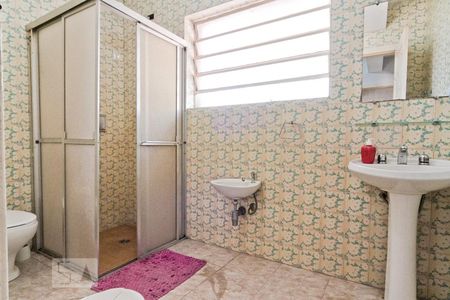 Casa para alugar com 160m², 6 quartos e 6 vagas Casa para alugar com 160m², 6 quartos e 6 vagasBanheiro 2