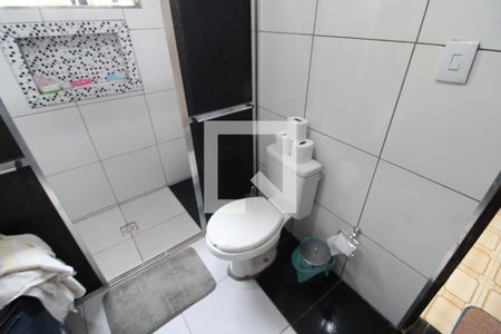 Casa à venda com 265m², 2 quartos e 1 vagaBanheiro 