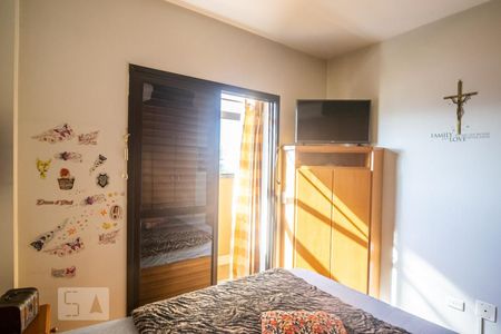 Apartamento à venda com 168m², 3 quartos e 3 vagas Apartamento à venda com 168m², 3 quartos e 3 vagasSuíte 2