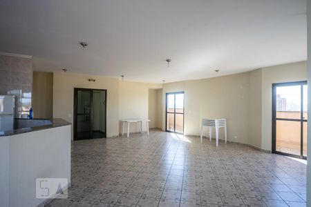 Apartamento à venda com 168m², 3 quartos e 3 vagas Apartamento à venda com 168m², 3 quartos e 3 vagasÁrea comum - Salão de festas