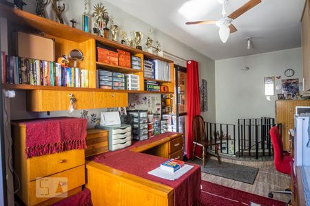 Apartamento à venda com 168m², 3 quartos e 3 vagas Apartamento à venda com 168m², 3 quartos e 3 vagasEscritório