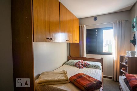 Apartamento à venda com 168m², 3 quartos e 3 vagas Apartamento à venda com 168m², 3 quartos e 3 vagasQuarto