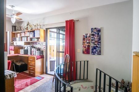 Apartamento à venda com 168m², 3 quartos e 3 vagas Apartamento à venda com 168m², 3 quartos e 3 vagasEscritório