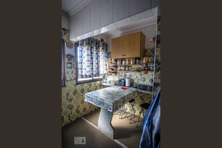 Apartamento à venda com 168m², 3 quartos e 3 vagas Apartamento à venda com 168m², 3 quartos e 3 vagasCozinha