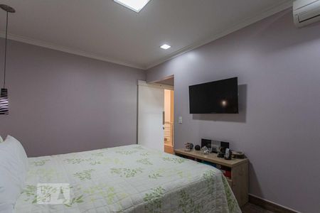 Casa à venda com 320m², 4 quartos e 4 vagas Casa à venda com 320m², 4 quartos e 4 vagasQuarto 1 Suíte