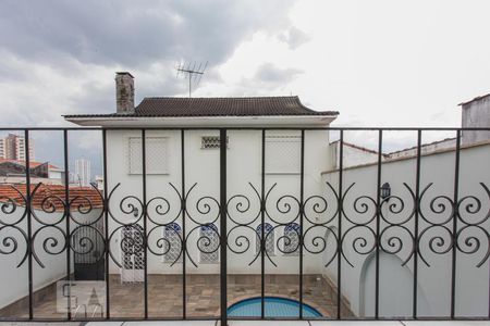 Casa à venda com 320m², 4 quartos e 4 vagas Casa à venda com 320m², 4 quartos e 4 vagasVista Academia Edícula