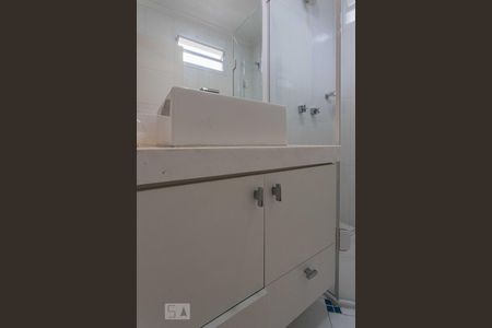 Casa à venda com 320m², 4 quartos e 4 vagas Casa à venda com 320m², 4 quartos e 4 vagasBanheiro 3 Escritório