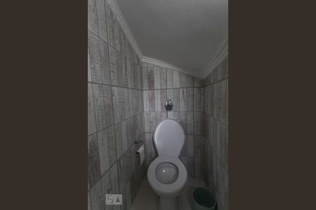 Casa à venda com 320m², 4 quartos e 4 vagas Casa à venda com 320m², 4 quartos e 4 vagasBanheiro 7 Garagem