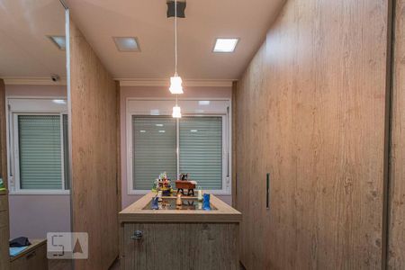 Casa à venda com 320m², 4 quartos e 4 vagas Casa à venda com 320m², 4 quartos e 4 vagasClosed Suíte 1