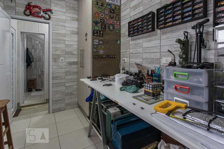 Casa à venda com 320m², 4 quartos e 4 vagas Casa à venda com 320m², 4 quartos e 4 vagasGaragem