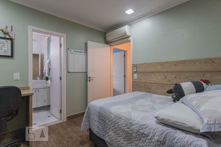 Casa à venda com 320m², 4 quartos e 4 vagas Casa à venda com 320m², 4 quartos e 4 vagasQuarto 2 Suíte 2