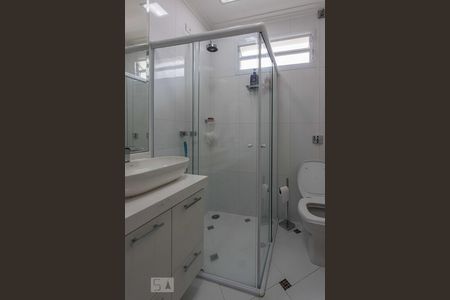 Casa à venda com 320m², 4 quartos e 4 vagas Casa à venda com 320m², 4 quartos e 4 vagasBanheiro 1 Suite 1