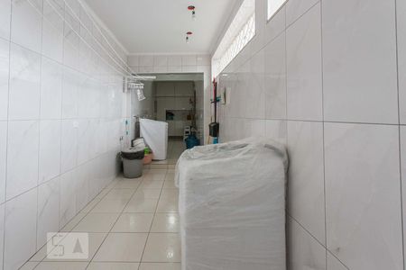 Casa à venda com 320m², 4 quartos e 4 vagas Casa à venda com 320m², 4 quartos e 4 vagasLavanderia Área de Serviço