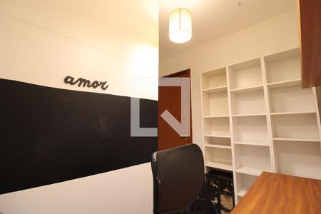 Apartamento à venda com 90m², 4 quartos e 1 vagaQuarto 2