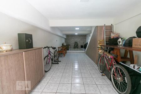 Casa à venda com 120m², 2 quartos e 2 vagas Casa à venda com 120m², 2 quartos e 2 vagas Salão de Festas