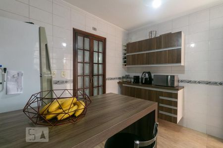 Casa à venda com 120m², 2 quartos e 2 vagas Casa à venda com 120m², 2 quartos e 2 vagasCozinha