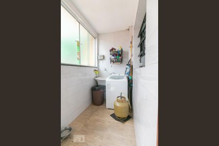 Casa à venda com 120m², 2 quartos e 2 vagas Casa à venda com 120m², 2 quartos e 2 vagasÁrea de Serviço