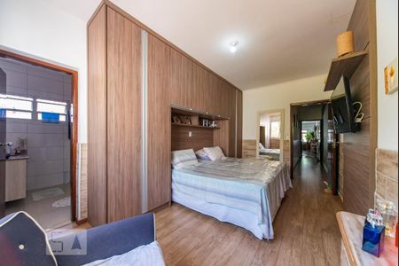Casa à venda com 215m², 3 quartos e 7 vagasQuarto 1