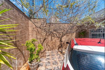 Casa à venda com 215m², 3 quartos e 7 vagasGaragem e Fachada