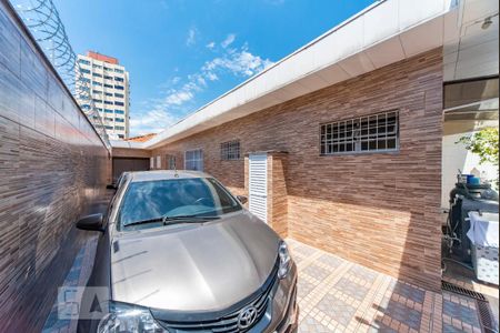 Casa à venda com 215m², 3 quartos e 7 vagasGaragem