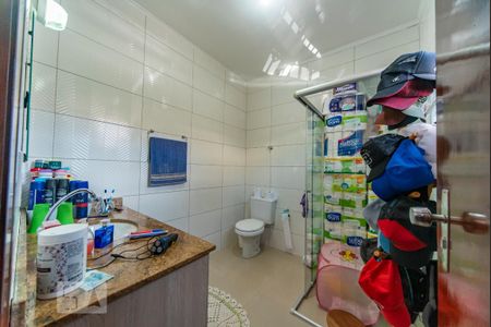 Casa à venda com 215m², 3 quartos e 7 vagasBanheiro do Quarto 2