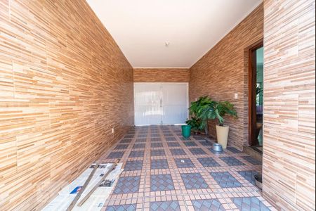 Casa à venda com 215m², 3 quartos e 7 vagasGaragem